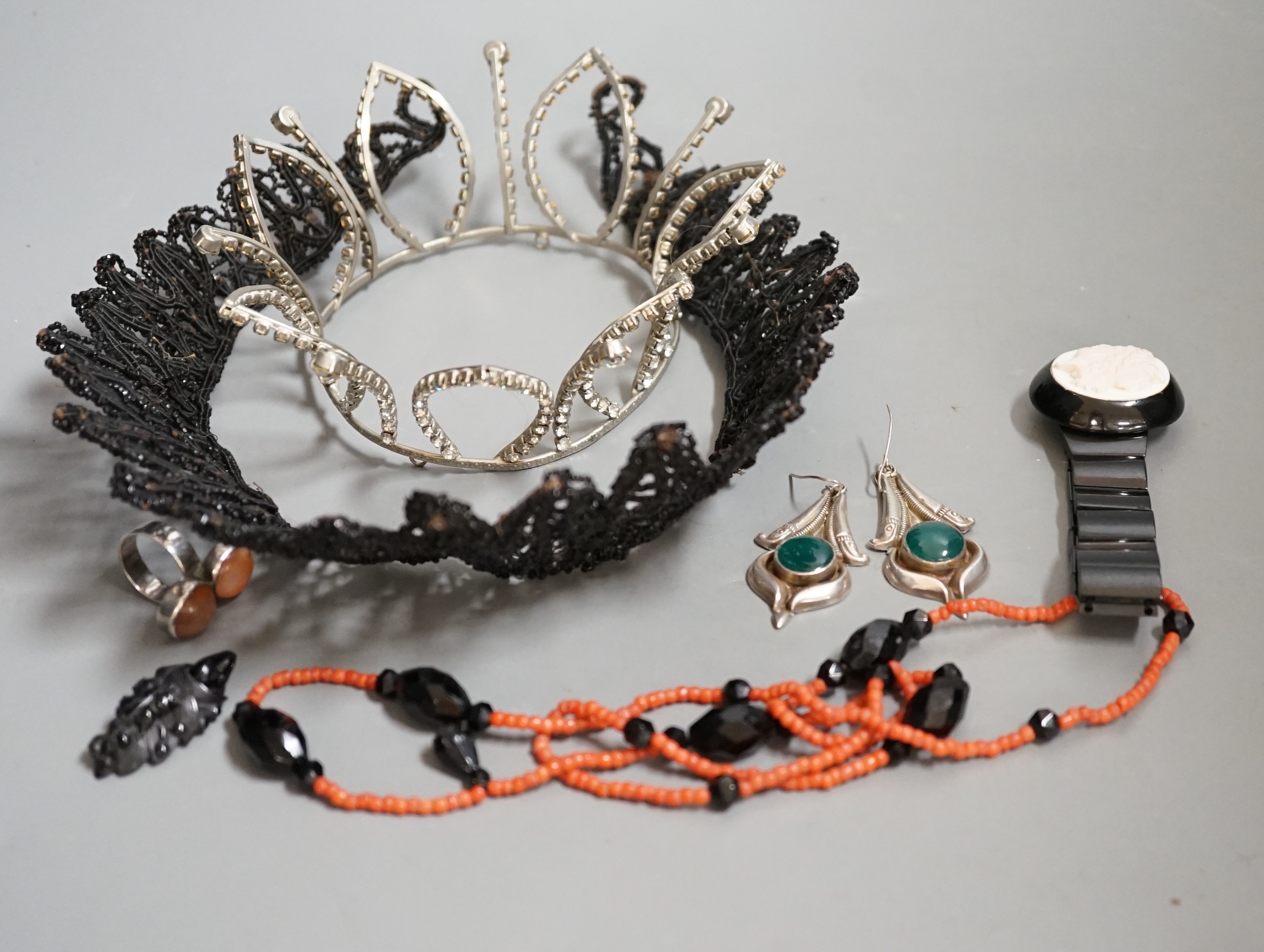 Costume jewellery including, two head ornaments, a white metal and two stone agate dress ring, pair of 925 drop earrings etc.